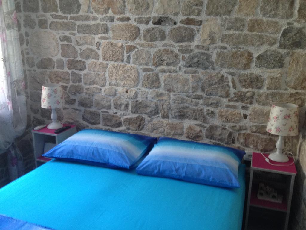 Room N&M - Diocletians Palace Split Bagian luar foto
