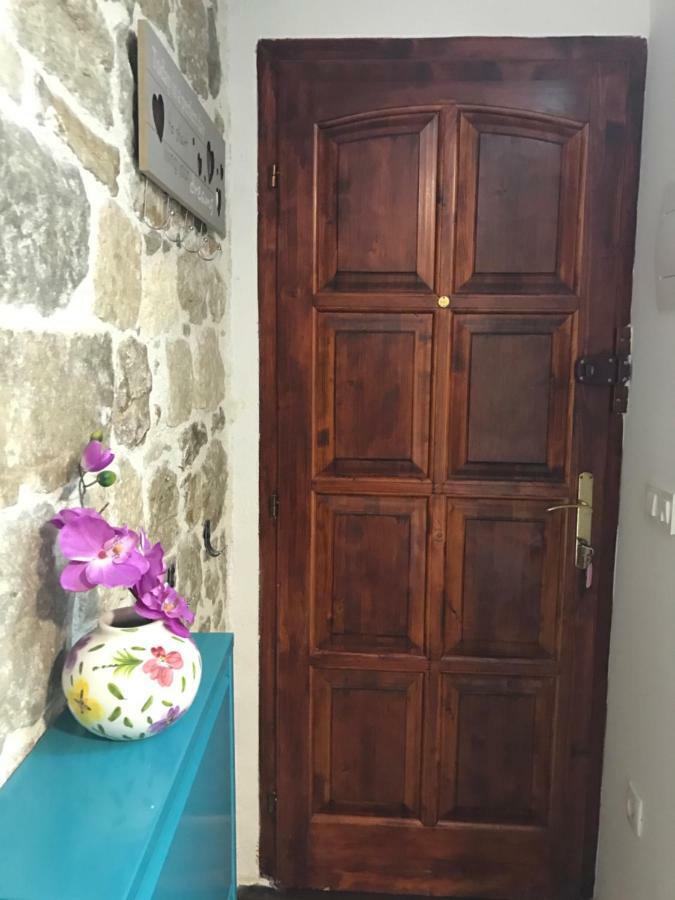 Room N&M - Diocletians Palace Split Bagian luar foto