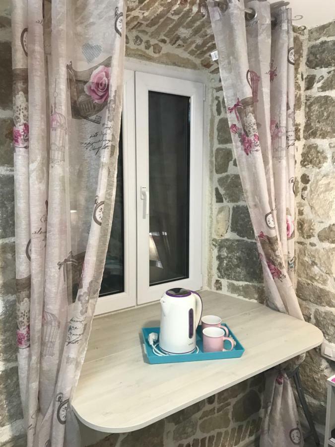 Room N&M - Diocletians Palace Split Bagian luar foto